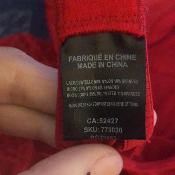 RED lace lingerie, white fuzzy trim size med - Picture 6 of 6